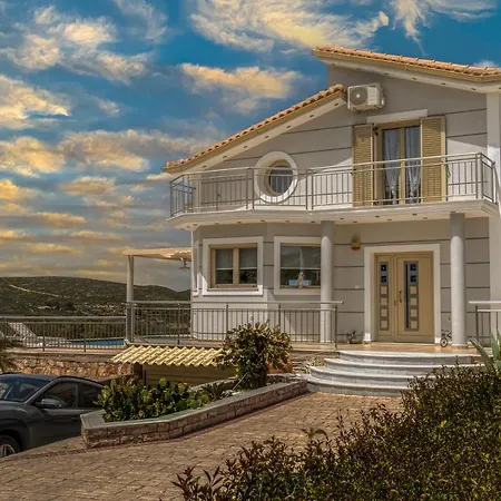 Villa Guesto With Private Pool