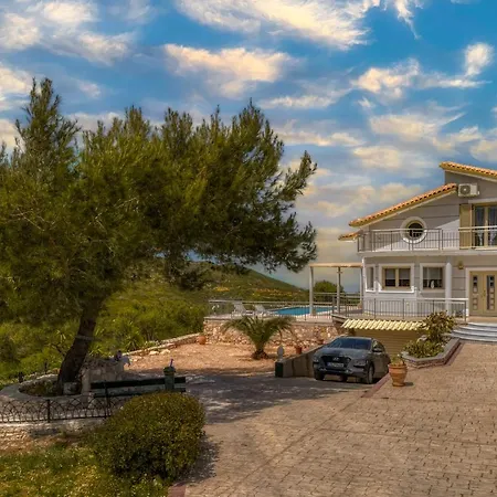 Villa Guesto With Private Pool *
