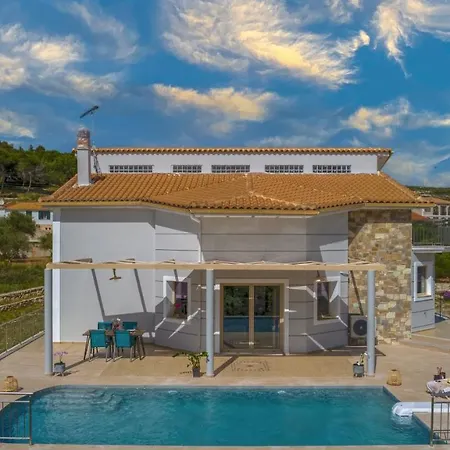 Guesto With Private Pool Anafonitria