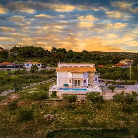 Villa Guesto With Private Pool Anafonitria